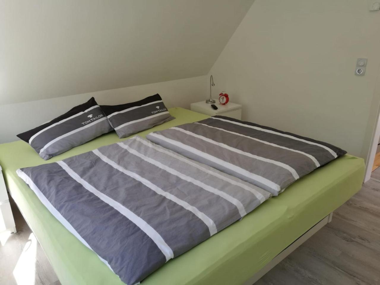 Ferienhaus Goermer Mit Wasserbett 施默尔恩 外观 照片